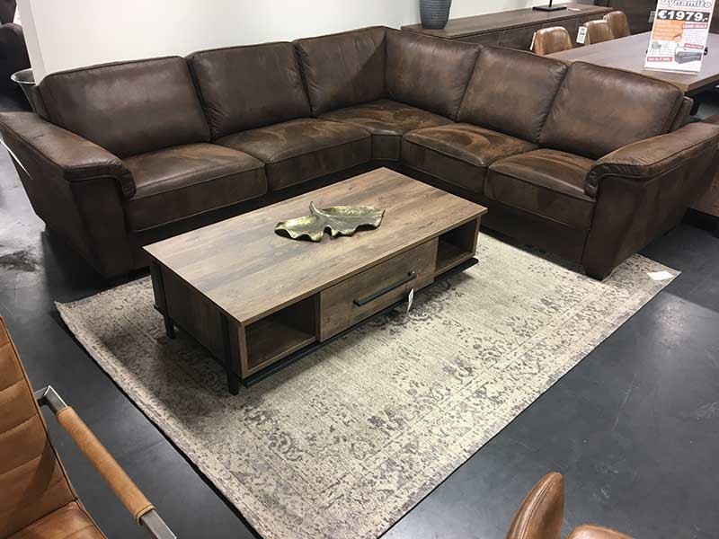 Het kan! Nog voor de Kerst een nieuw interieur.