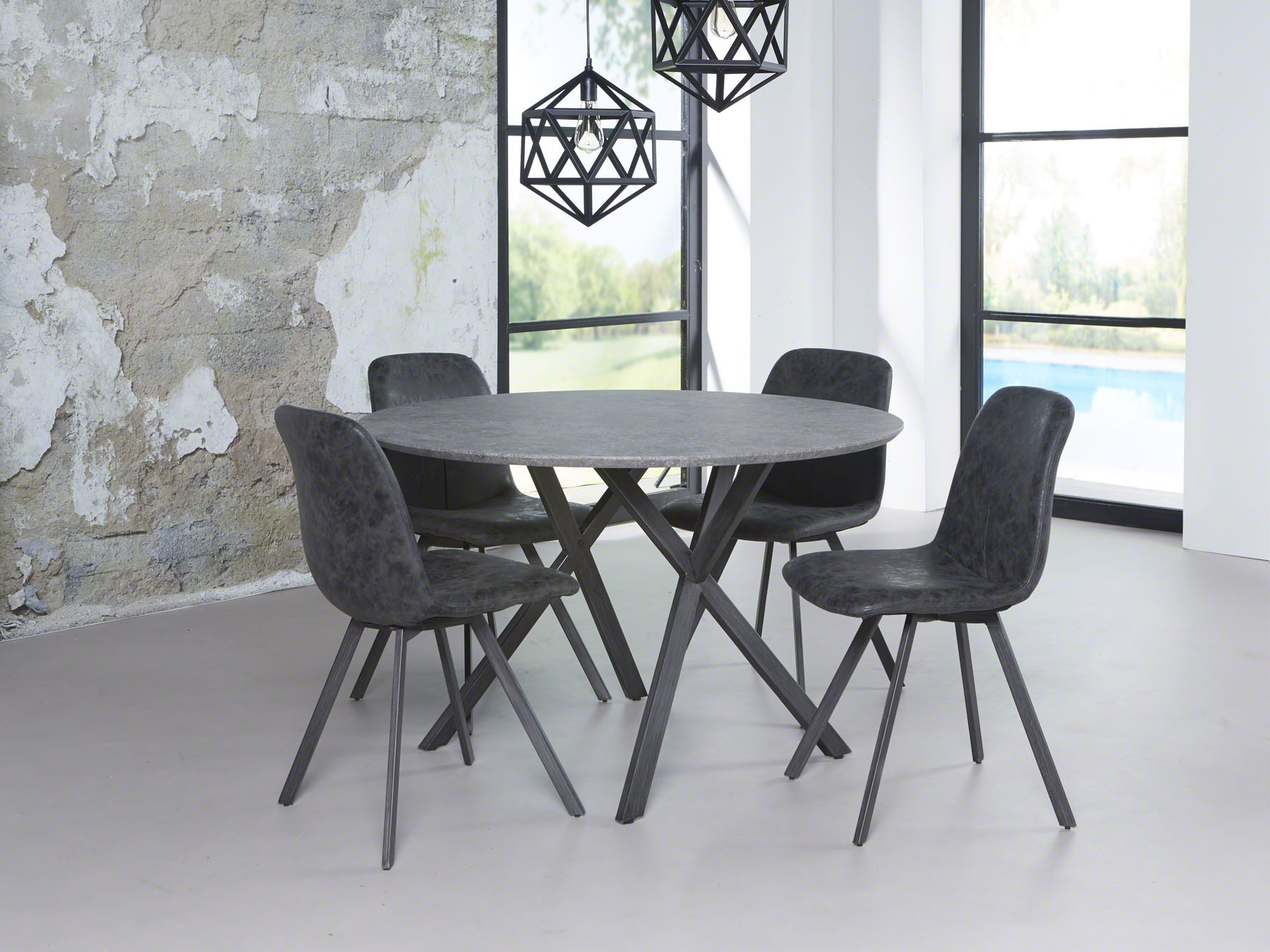 Mooie combinatie ronde eettafel en stoelen Moderne
